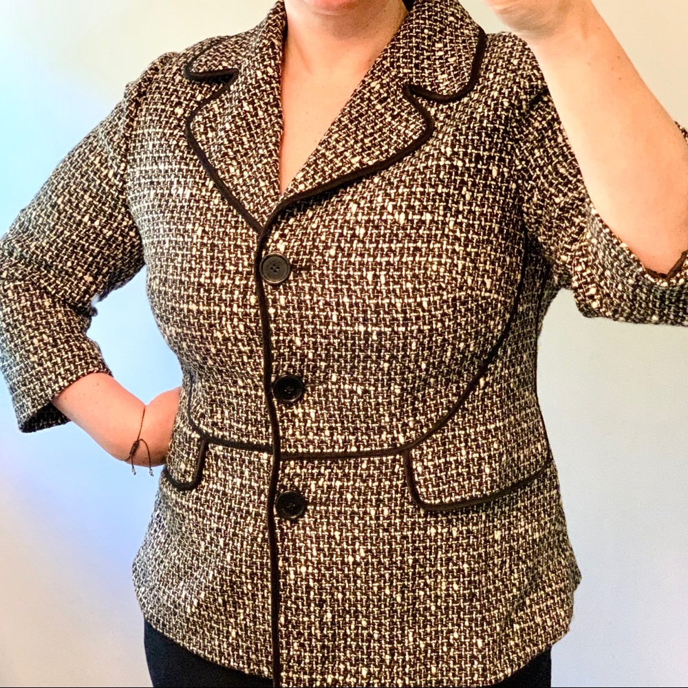 Laurel By Escada Boucle Jacket - image 5